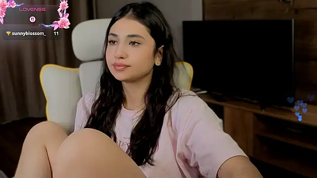 honeylanaa online show from 06-28-26, 04:29