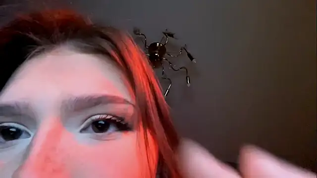 Snapshot of InessaLinova chatting on 05-16-26, 04:39 InessaLinova online show from 05-16-26, 04:39