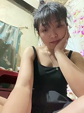 Snapshot of My-cute chatting on 05-18-26, 01:28 My-cute online show from 05-18-26, 01:28