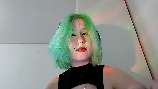 HunXena online show from 05-17-26, 03:19