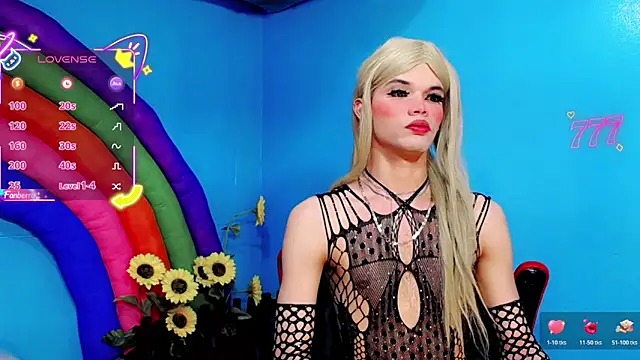 Isabella Kirk  online show from 06-18-26, 11:36