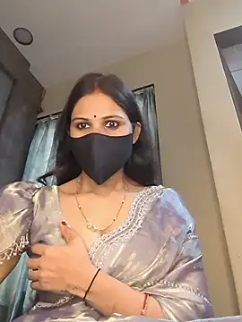 Snapshot of kaira_noty chatting on 07-07-26, 03:42 kaira noty online show from 07-07-26, 03:42