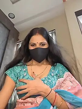 Snapshot of kaira_noty chatting on 07-10-26, 03:22 kaira noty online show from 07-10-26, 03:22