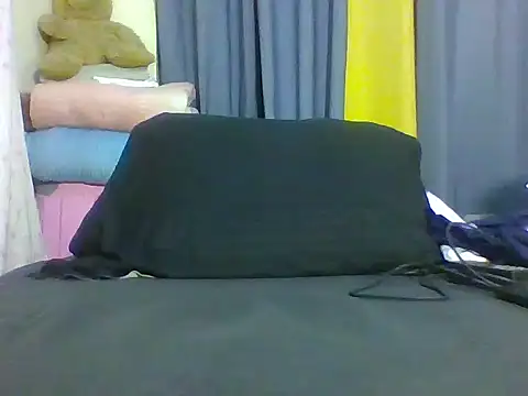 petite hottie online show from 06-18-26, 06:56