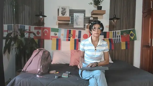 Snapshot of Evaa_campbell chatting on 07-06-26, 12:02 Evaa campbell online show from 07-06-26, 12:02