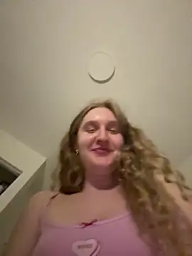 pr1ncess mads17 online show from 05-15-26, 11:23