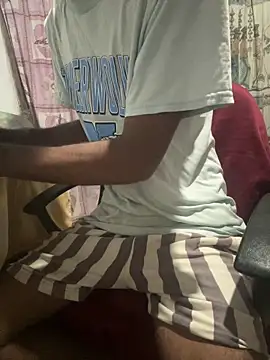 Snapshot of Inuchethi chatting on 01-13-25, 12:09 Inuchethi online show from 01-13-25, 12:09