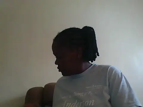 Snapshot of sexy_dove chatting on 06-29-26, 10:59 sexy dove online show from 06-29-26, 10:59