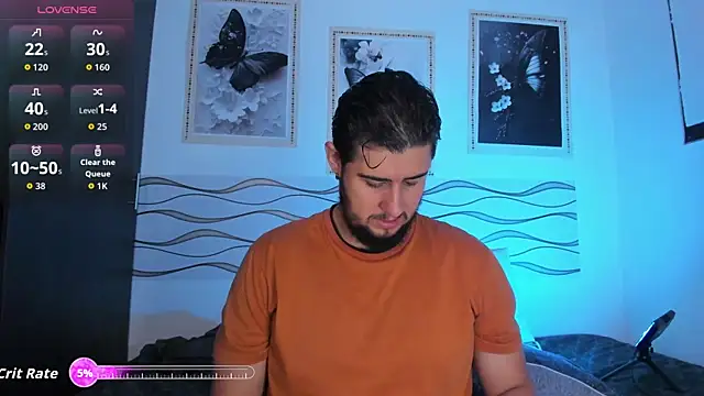 Snapshot of Ryan_evannss_ chatting on 06-13-26, 01:31 Ryan evannss online show from 06-13-26, 01:31