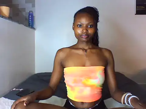 Lanita Lata online show from 05-18-26, 07:41