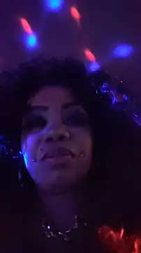 Snapshot of NailGoddessnow chatting on 02-08-25, 05:18 NailGoddessnow online show from 02-08-25, 05:18