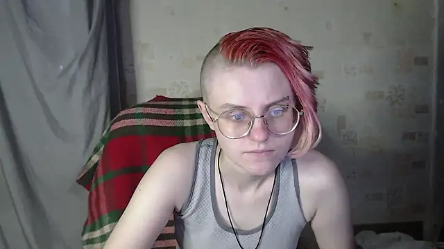 Snapshot of __Freya___ chatting on 06-17-26, 11:23 Freya online show from 06-17-26, 11:23
