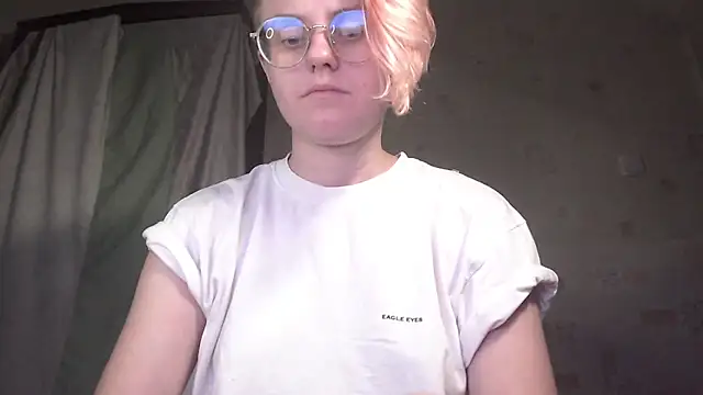 Snapshot of __Freya___ chatting on 07-16-26, 05:41 Freya online show from 07-16-26, 05:41