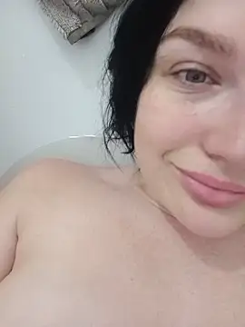 Snapshot of SeductiveSirenX chatting on 05-18-26, 10:26 SeductiveSirenX online show from 05-18-26, 10:26