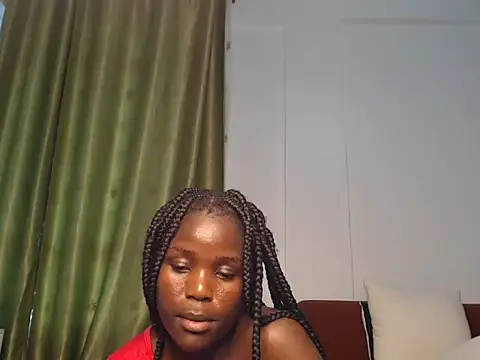 Snapshot of desires-chocolate chatting on 06-07-26, 12:31 desires-chocolate online show from 06-07-26, 12:31
