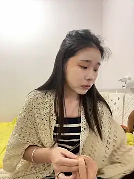 yu598188 online show from 06-18-26, 03:07