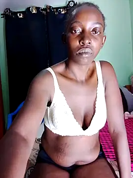 Snapshot of maamypussy chatting on 06-16-26, 07:11 maamypussy online show from 06-16-26, 07:11
