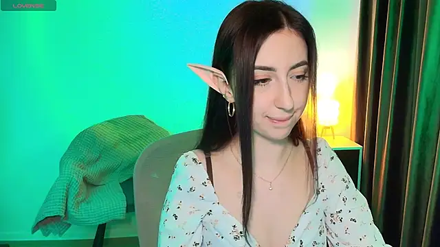 Ellfkiss online show from 05-29-26, 02:37