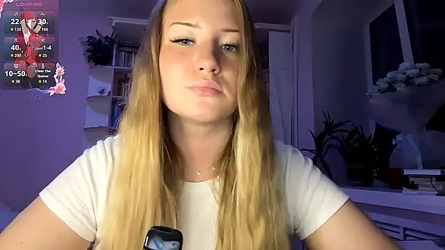 Snapshot of Lisi_Kiss_ chatting on 06-21-26, 07:16 Lisi Kiss online show from 06-21-26, 07:16