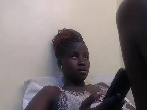 Sexxy-skinny online show from 06-12-26, 12:26