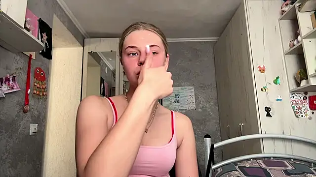 HoneysPiee online show from 07-12-26, 12:51