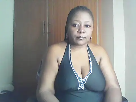 Snapshot of Blackswiry chatting on 05-16-26, 12:48 Blackswiry online show from 05-16-26, 12:48