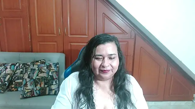 katiusca rm online show from 06-23-26, 02:04