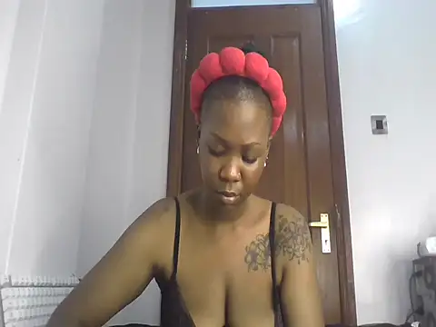 Snapshot of savage_and_sweet chatting on 06-04-26, 02:45 savage and sweet online show from 06-04-26, 02:45