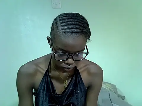 Pretty min online show from 07-02-26, 07:47