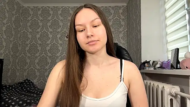 Snapshot of ShaylaChong chatting on 05-30-26, 03:58 ShaylaChong online show from 05-30-26, 03:58
