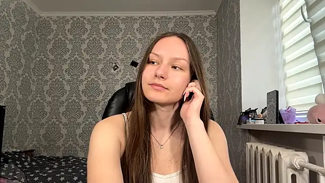 Snapshot of ShaylaChong chatting on 06-10-26, 04:23 ShaylaChong online show from 06-10-26, 04:23
