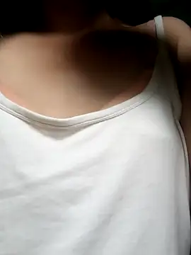 Snapshot of HoaHongXanh22 chatting on 06-06-26, 06:12 HoaHongXanh22 online show from 06-06-26, 06:12