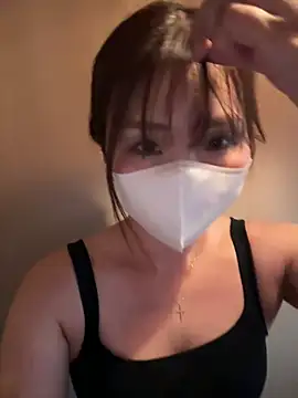 Snapshot of coconayui chatting on 07-06-26, 10:23 coconayui online show from 07-06-26, 10:23
