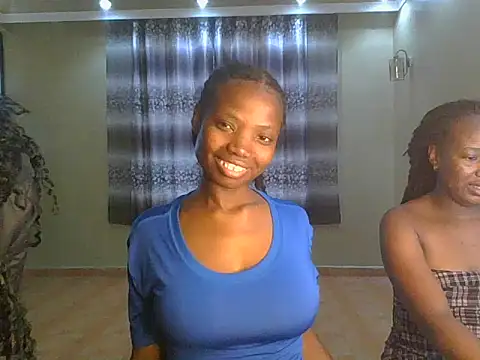 Snapshot of Mariana_150 chatting on 06-07-26, 12:09 Mariana 150 online show from 06-07-26, 12:09