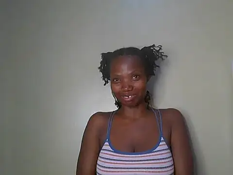Snapshot of Mariana_150 chatting on 06-20-26, 09:39 Mariana 150 online show from 06-20-26, 09:39