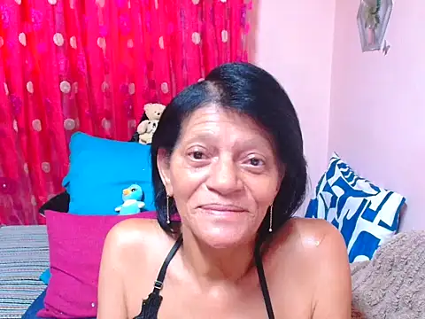 Snapshot of sluttyrox chatting on 05-17-26, 05:49 sluttyrox online show from 05-17-26, 05:49