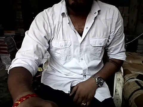 Snapshot of hardicckk chatting on 06-25-26, 05:23 hardicckk online show from 06-25-26, 05:23