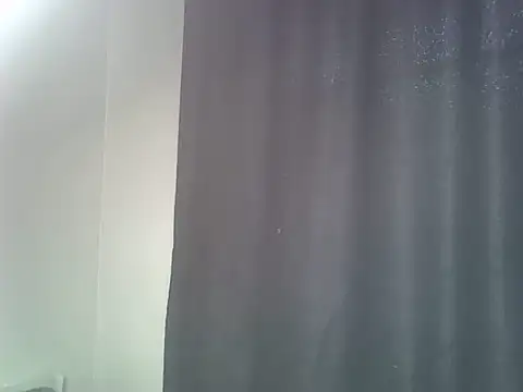 Snapshot of Luna_en_Gee chatting on 05-31-26, 06:42 Luna en Gee online show from 05-31-26, 06:42
