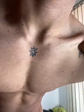 NelModel1 online show from 06-18-26, 01:26