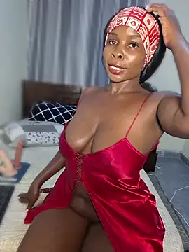 Snapshot of Chocolate_vee chatting on 06-22-26, 02:24 Chocolate vee online show from 06-22-26, 02:24