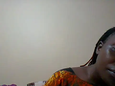 Snapshot of Spicy_melooo chatting on 05-19-26, 08:04 Spicy melooo online show from 05-19-26, 08:04
