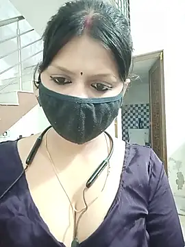 Snapshot of ZOYA-STRIP chatting on 06-18-26, 04:11 ZOYA-STRIP online show from 06-18-26, 04:11