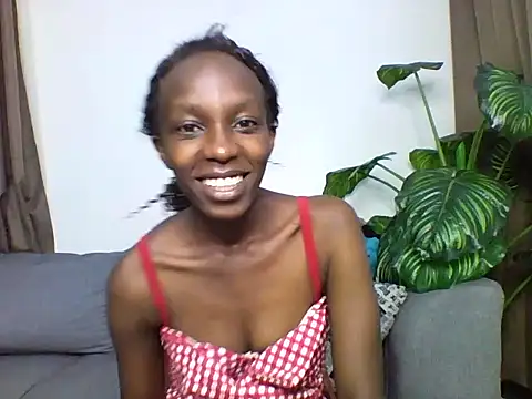Snapshot of shaz_shy chatting on 06-06-26, 04:28 shaz shy online show from 06-06-26, 04:28