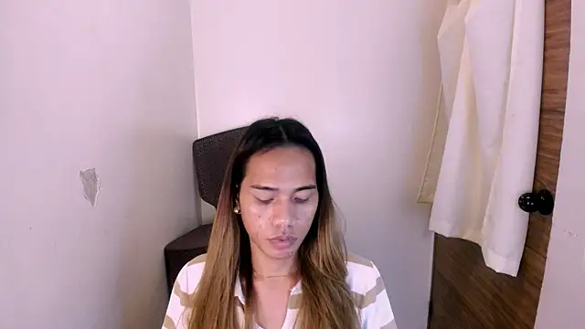 hugecock kate online show from 06-23-26, 10:08