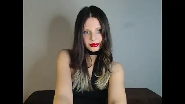 Snapshot of Jessicaxq chatting on 06-12-26, 10:19 Jessicaxq online show from 06-12-26, 10:19