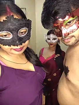 Snapshot of New_desi_bhabhi chatting on 06-19-26, 05:50 New desi bhabhi online show from 06-19-26, 05:50