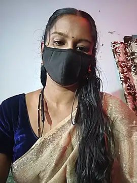 Snapshot of madhushree143 chatting on 06-12-26, 04:22 madhushree143 online show from 06-12-26, 04:22