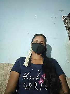 Snapshot of madhushree143 chatting on 06-25-26, 04:45 madhushree143 online show from 06-25-26, 04:45