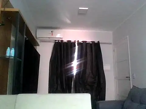 Veronicale online show from 06-26-26, 03:38