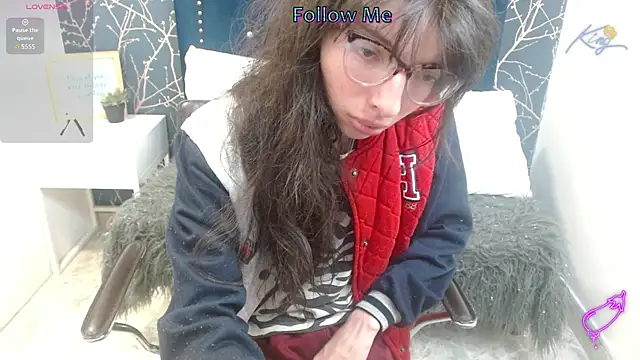 Snapshot of Allyshon_ chatting on 05-28-26, 08:28 Allyshon online show from 05-28-26, 08:28